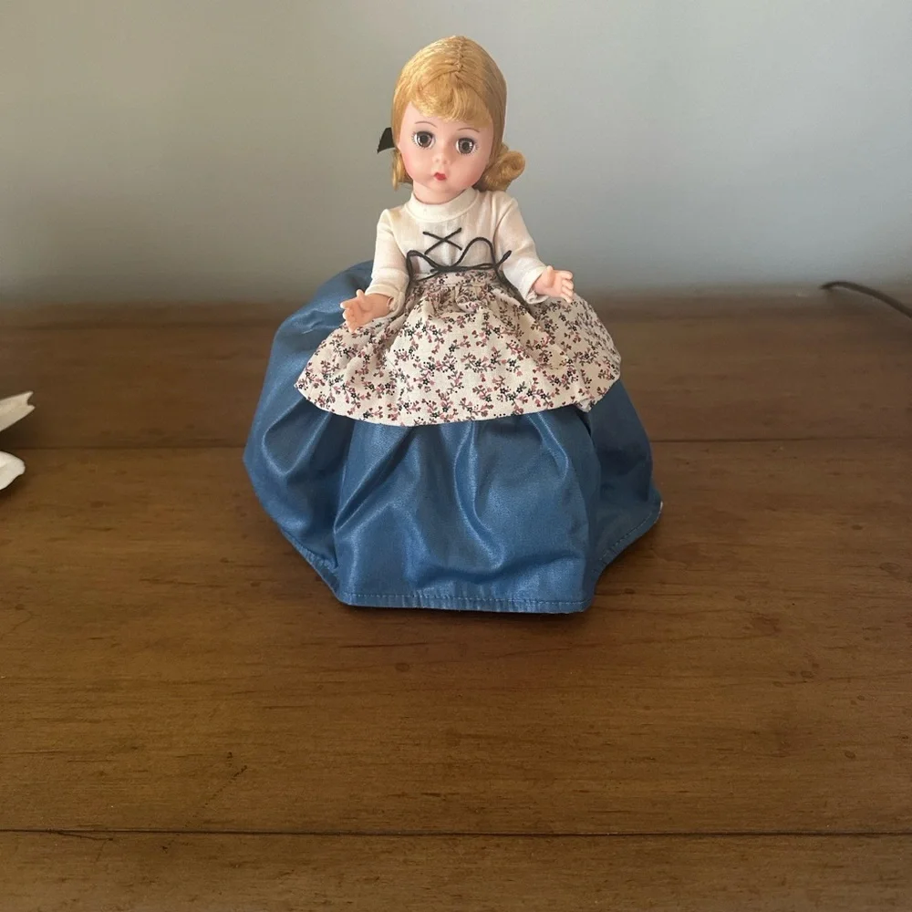 Vtg. Madame Alexander Topsy Turvy Cinderella Doll